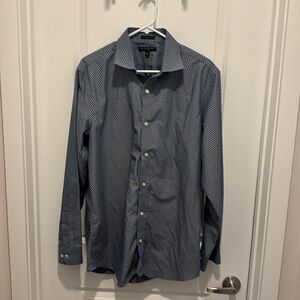 Banana Republic non iron dress shirt. Great for work or casual night out